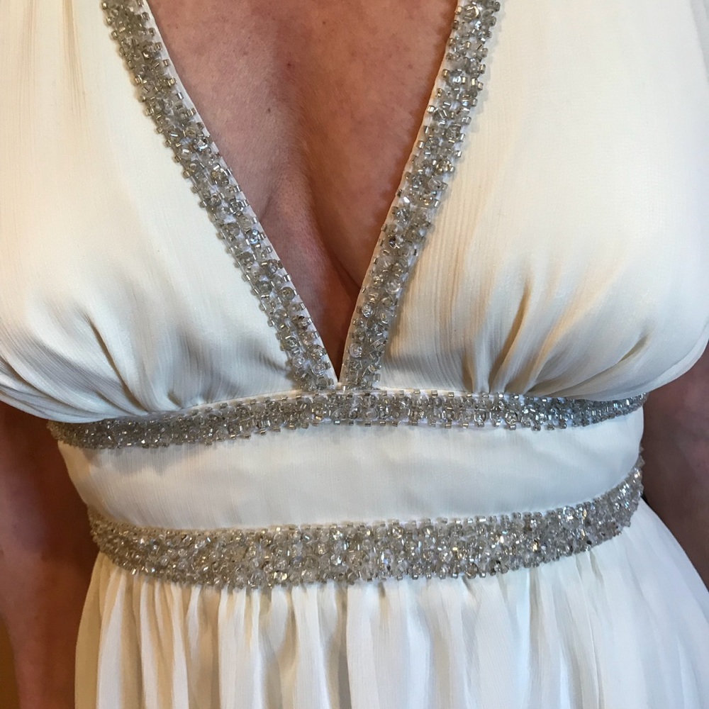 A.B.S. Collection Gown - Picture 3 of 6